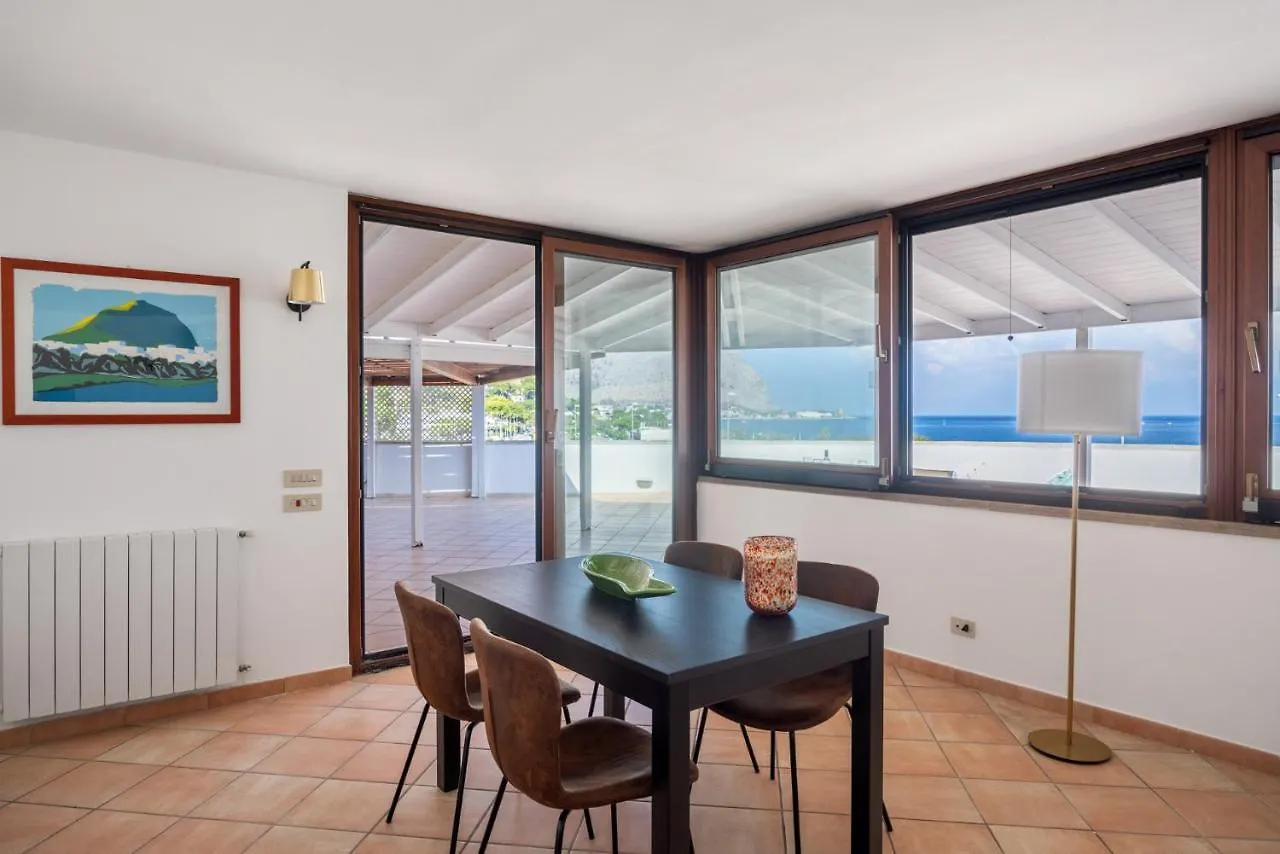 Aparthotel Sapore Di Sale By Domusicily Palermo Italy