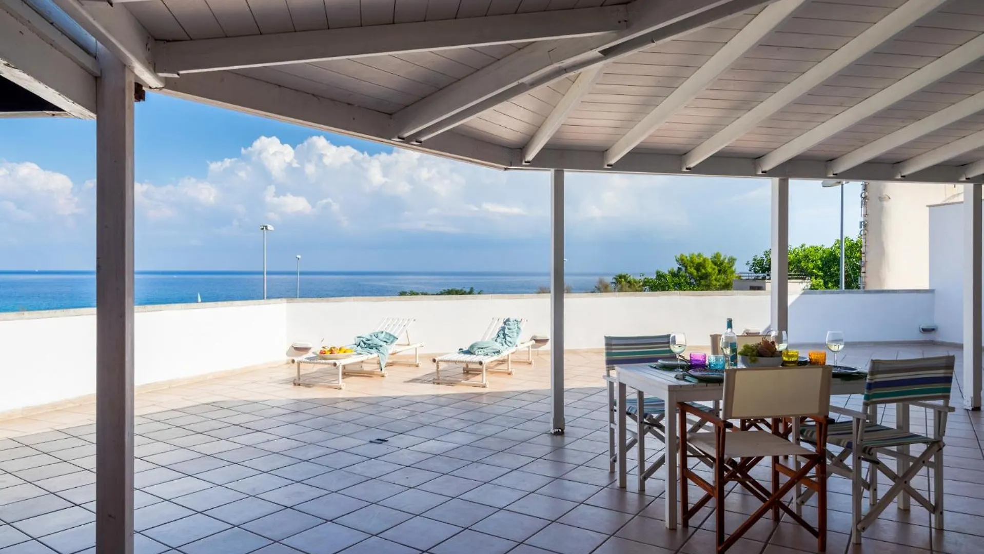 Aparthotel Sapore Di Sale By Domusicily Palermo Italy